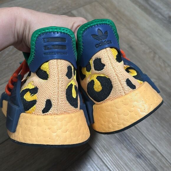 adidas NMD Hu Pharrell - Picture 4 of 6